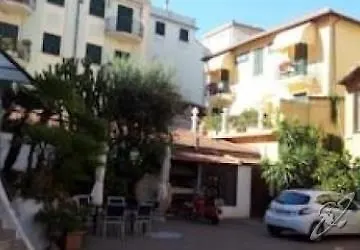 Aida 3*