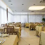 מלון Aida