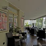 Aida Hotel 3*