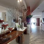 Aida Hotel